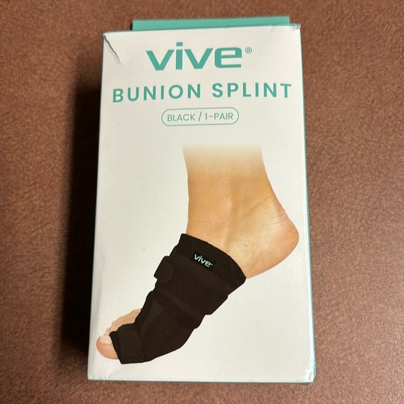 Vive Bunion Splint - Picture 1 of 2